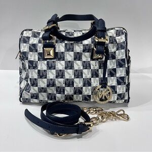 Michaels Kors Grayson medium empire satchel EUC